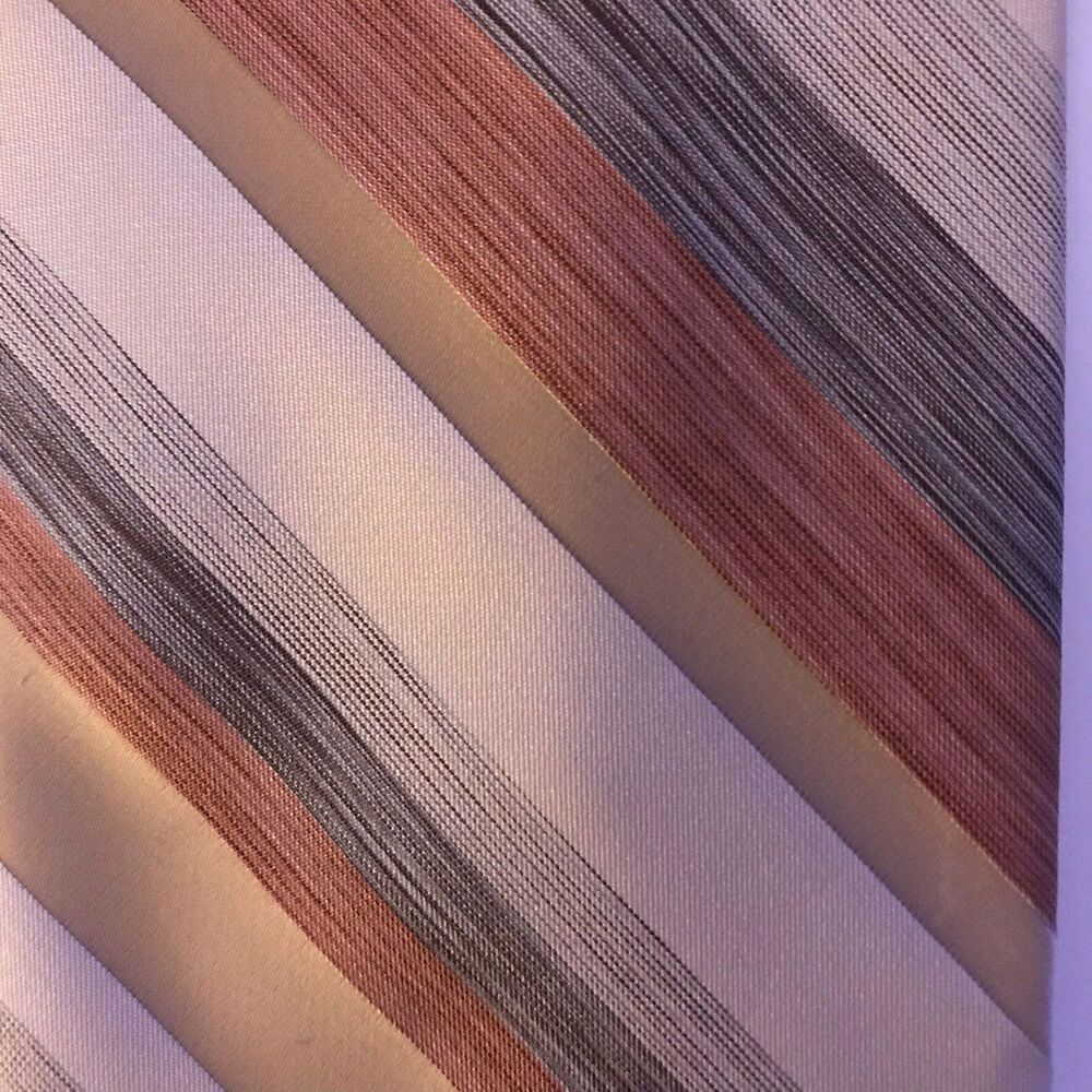 Vintage Wembley Brush Striped Polyester Tie * 52" long x 3.5"